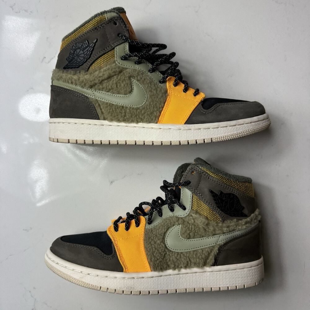 Nike Air Jordan 1 Retro High Premium Utility Pack Beach Womens Size 8 AV3724-200